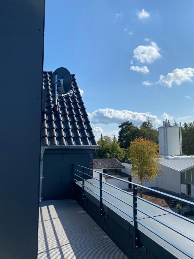 Helle Dachgeschosswohnung In Bockhorn, Lk Friesland Bockhorn  Exterior photo